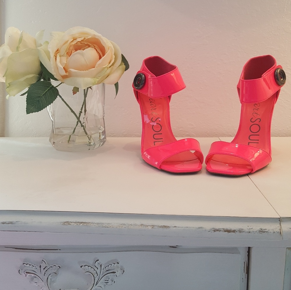 Heart Soul Florescent Pink Sandal